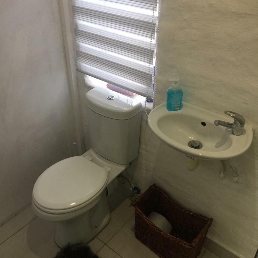 Patzerella'S Cozy Nest Hotel Krugersdorp Buitenkant foto